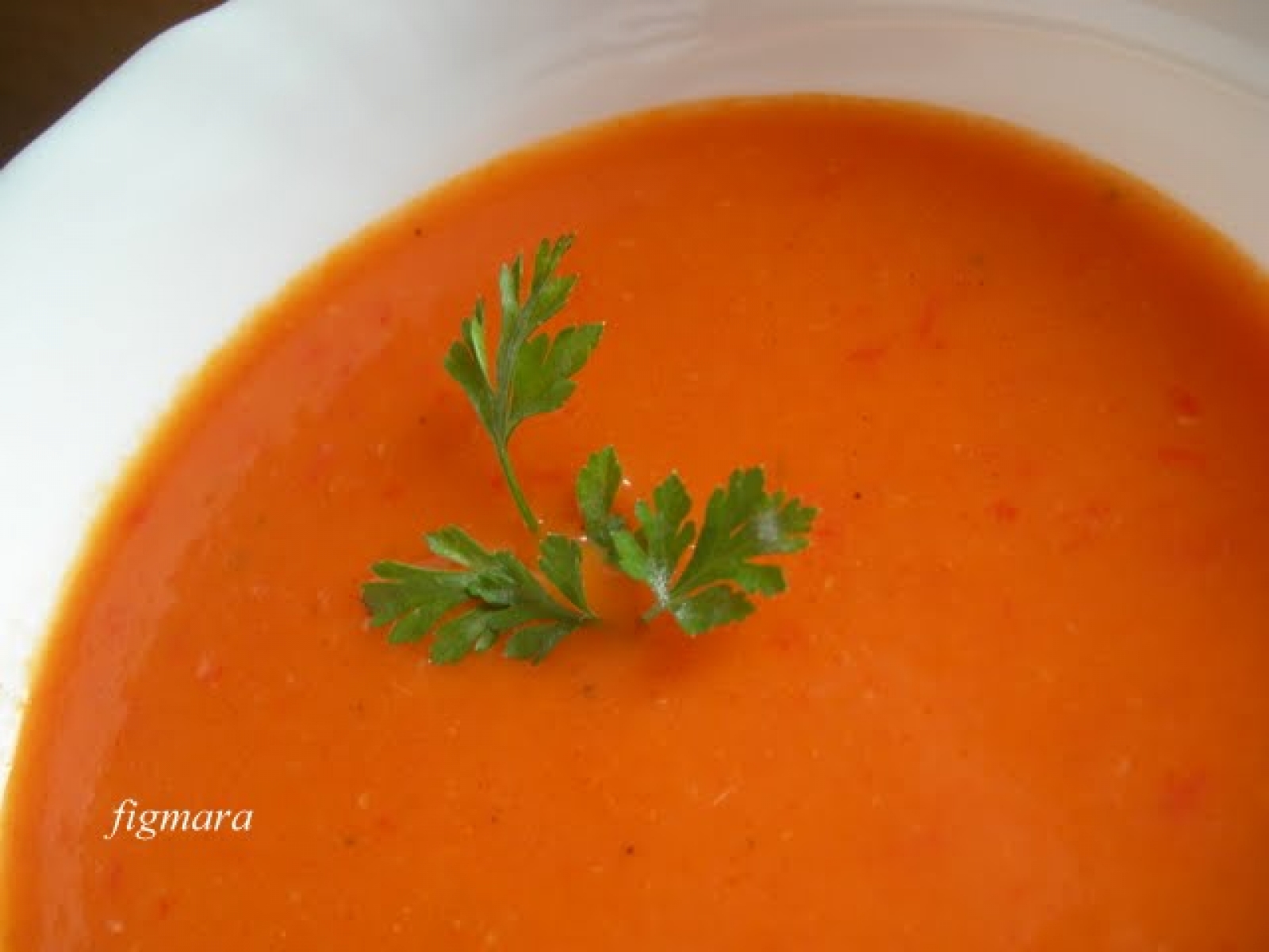 Zupa z czerwonej papryki